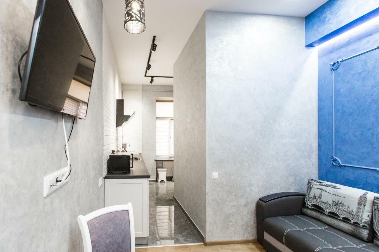 Дизайнерська Віп Квартира По Вулиці Куліша 14 Lviv Exterior foto